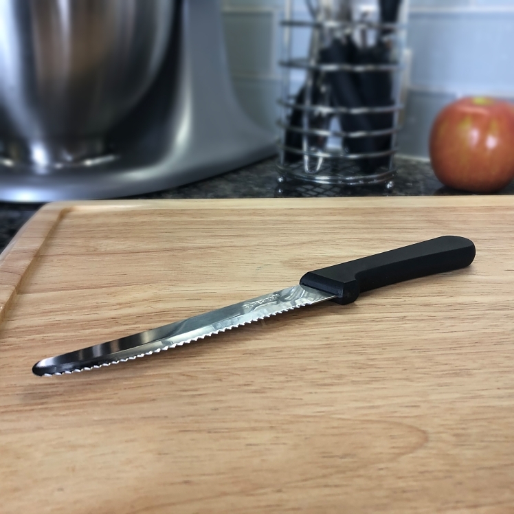 SUPERIOR KNIFE, STEAK 4.75 INCH STAINLESS STEEL PLASTIC HANDLE
