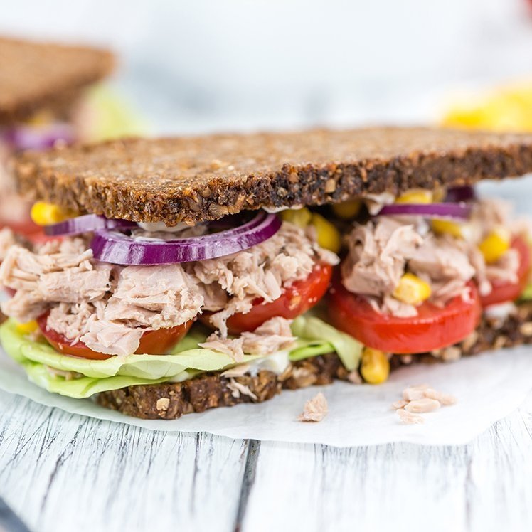 STAR-KIST CHUNK LIGHT TUNA IN WATER FOIL POUCH