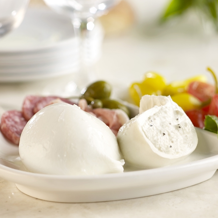 BELGIOIOSO BURRATA BALLSWITH BLACK TRUFFLE