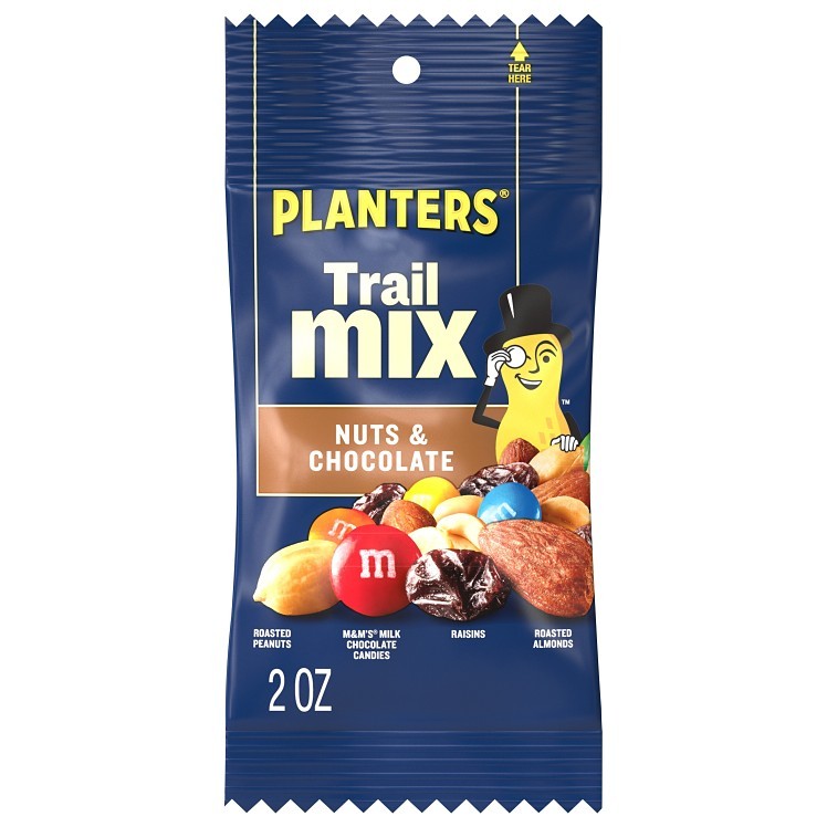 PLANTERS TRAIL NUT & CHOCOLATE SNACK MIX