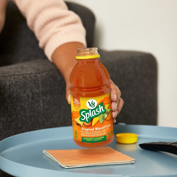 V8 SPLASH JUICE TROPICAL BLEND