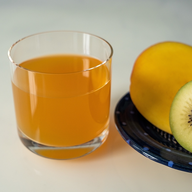 V8 SPLASH JUICE TROPICAL BLEND