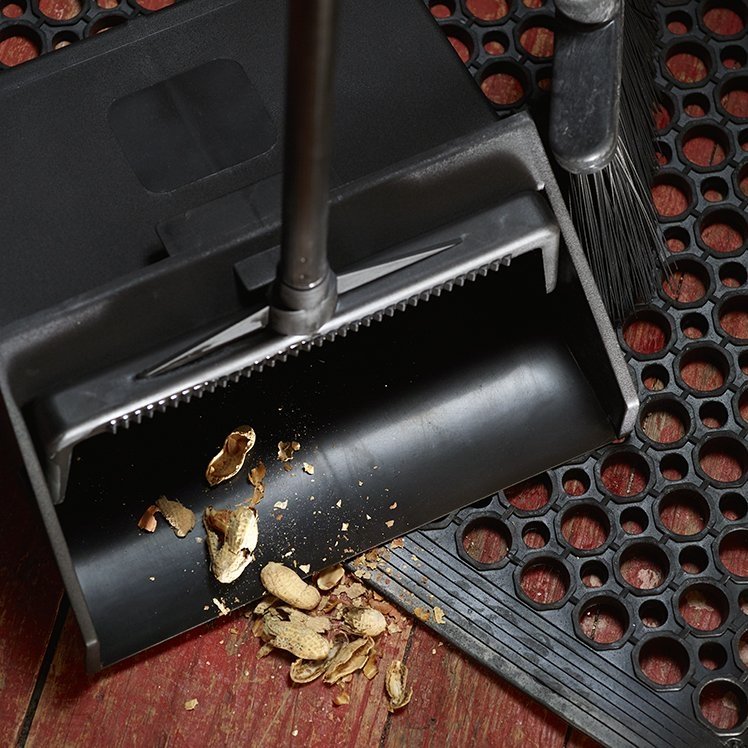 CARLISLE DUST PAN BLACK 12X11X5 INCH LOBBY PRO