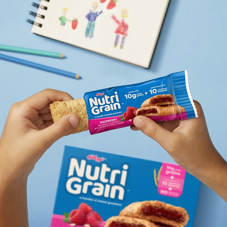 KELLOGG'S RASPBERRY NUTRI GRAIN CEREAL BAR