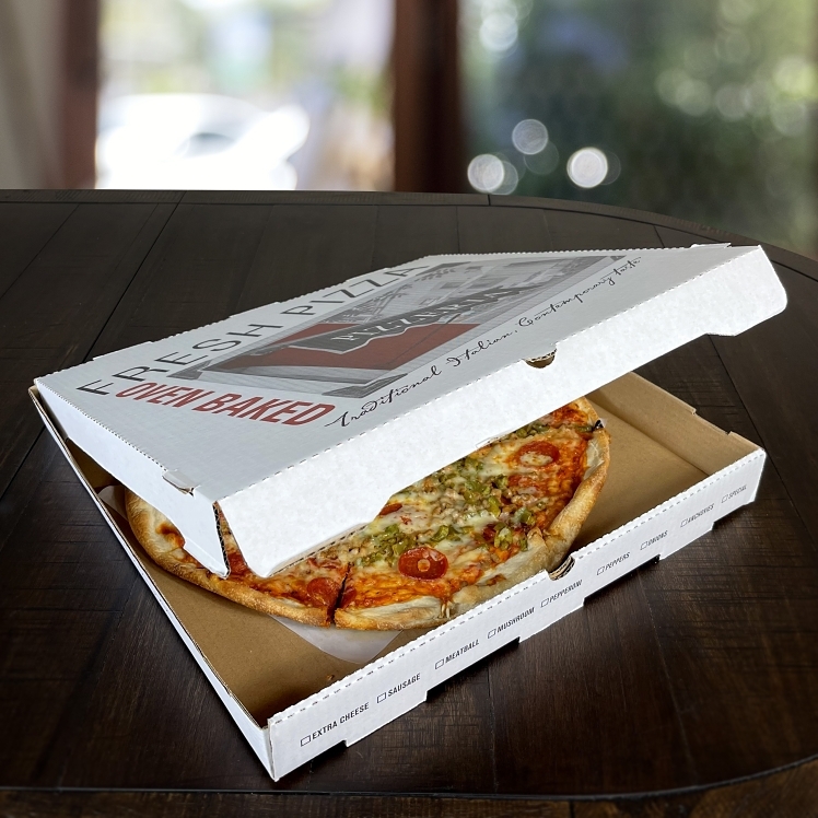 MONOGRAM BOX, PIZZA 18 B FLUTE WITH KRAFT CAFITLN