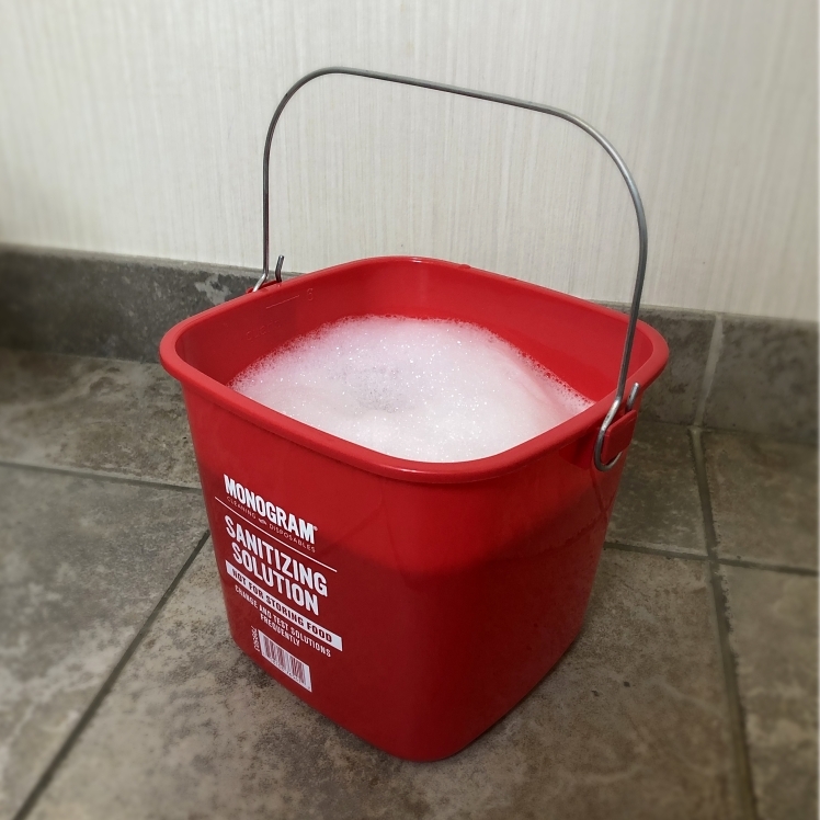 MONOGRAM BUCKET SANITIZER 6 QUART PLASTIC RED