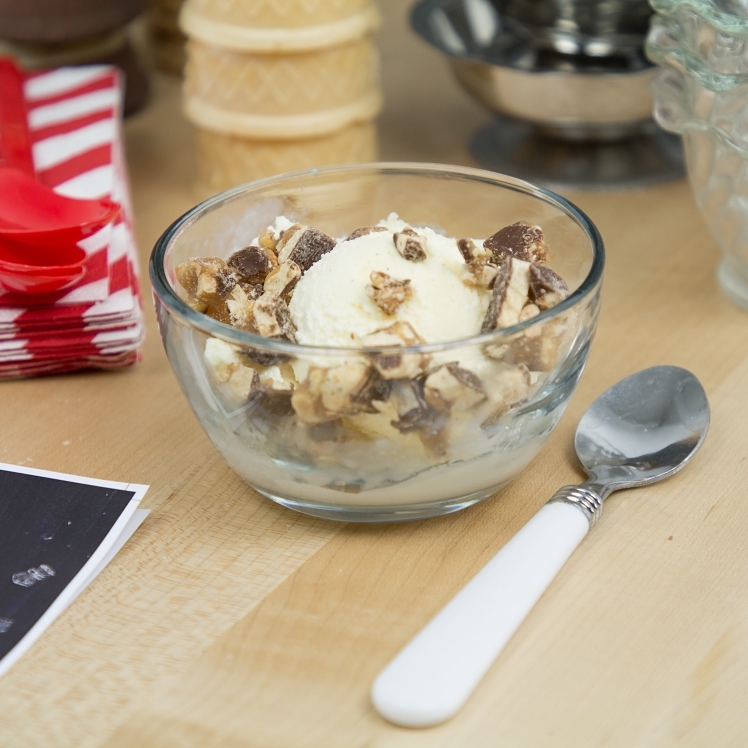 TR TOPPERS CHOPPED SNICKERS