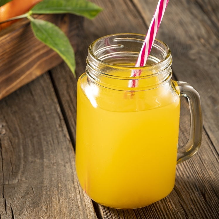 HILAND 100% ORANGE JUICE PLASTIC JUG SHELF