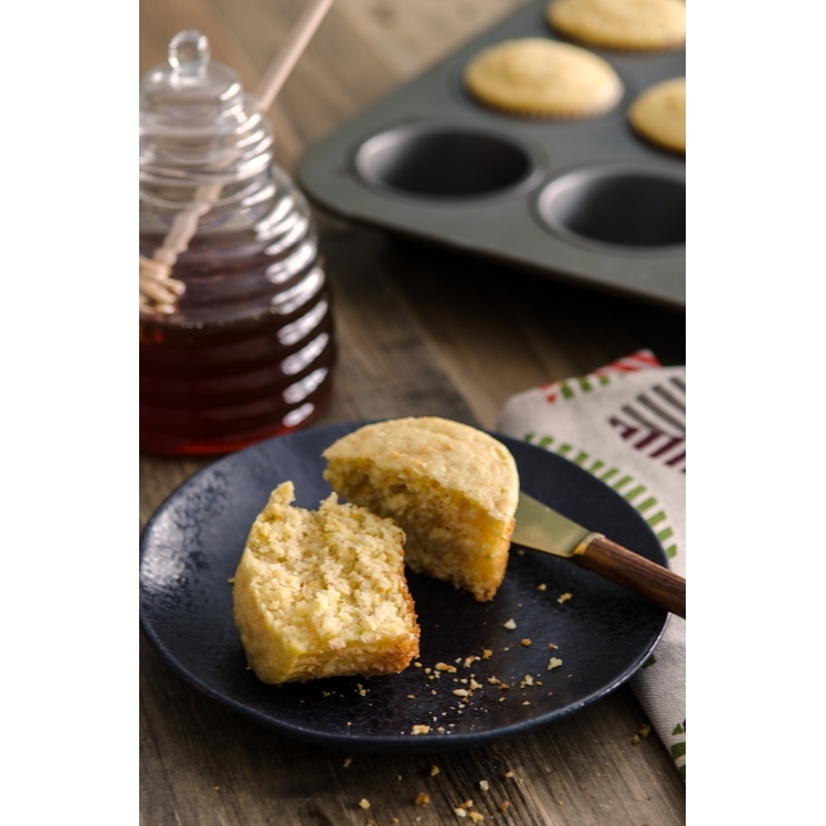 BOBS RED MILL MEDIUM CORNMEAL