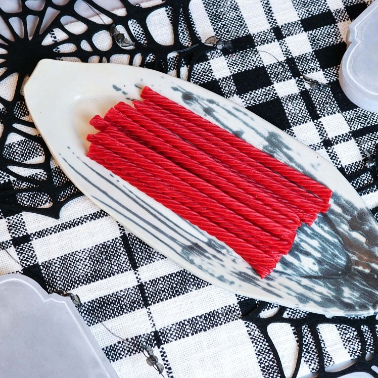 RED VINES AMERICAN LICORICE LICORICE JAR