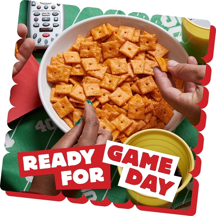 KELLOGG'S SQUARE CHEESE CRACKERS BAG