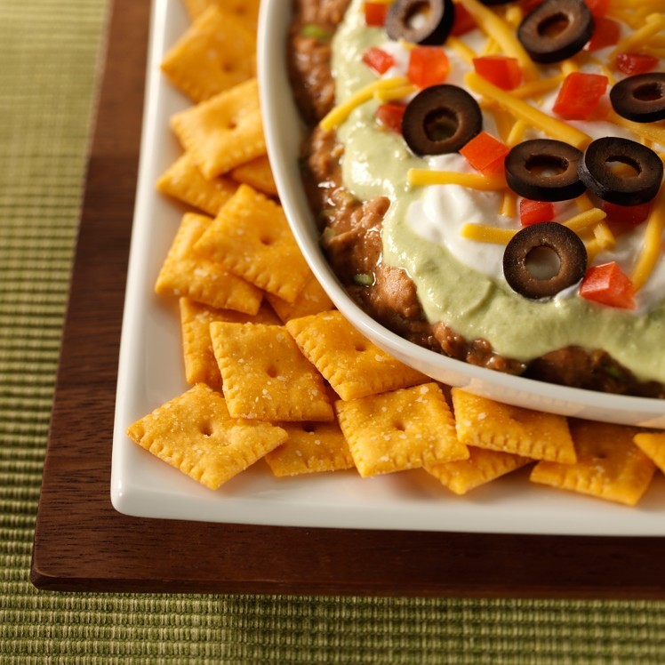 KELLOGG'S SQUARE CHEESE CRACKERS BAG
