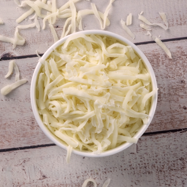 SCHREIBER LOW MOISTURE WHOLE MILK MOZZARELLA CHEESE FEATHER SHREDDED