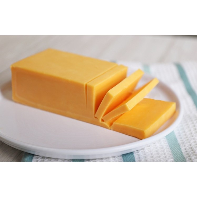 TILLAMOOK MEDIUM CHEDDAR LOAF