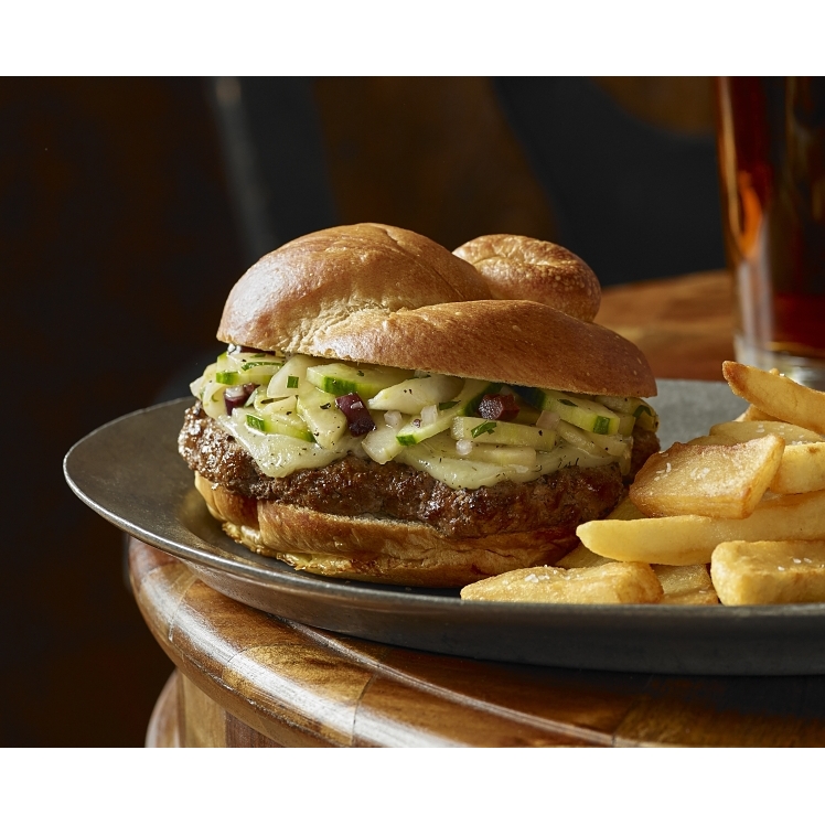 CATTLEMAN'S SELECTION 75% LEAN HOMESTYLE 4 OZ. SEASONED GROUND BEEF PATTIES