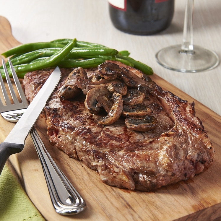 STOCK YARDS BEEF STRIP LOIN 0X1 CHOICE BONELESS