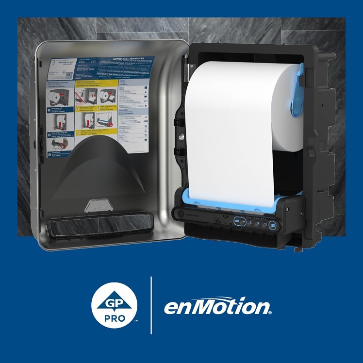 ENMOTION NON-PERFORATED 8.25 X 700 FEET PAPER TOWEL