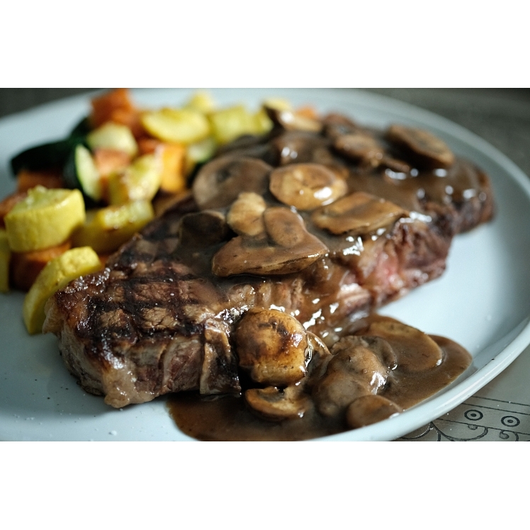 HOME TASTE SHELF-STABLE ROASTED BEEF GRAVY