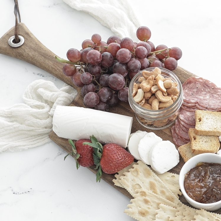 MONTCHEVRE PLAIN GOAT CHEESE