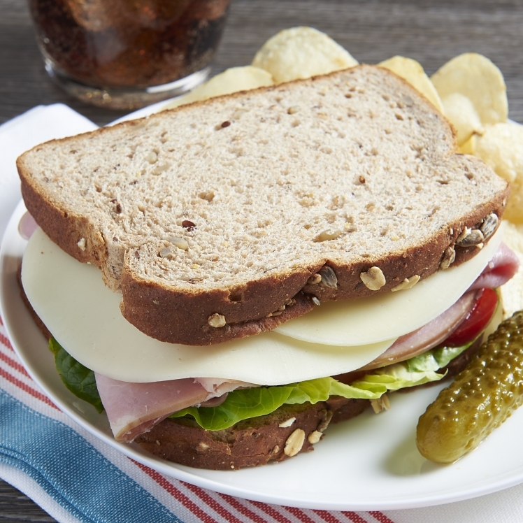 ROSELI .5 OZ TRAY SLICED PROVOLONE CHEESE