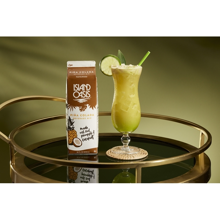 ISLAND OASIS PINA COLADA  FROZEN SMOOTHIE COCKTAIL