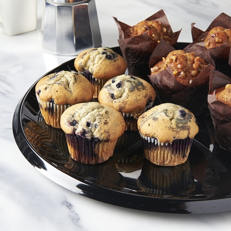 MONOGRAM 16 ROUND BLACK PLASTIC SERVING TRAY