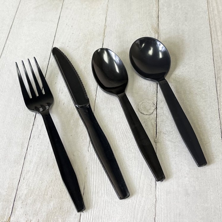 MONOGRAM SPOON TEA MEDIUMWEIGHT BLACK POLYSTYRENE BULK