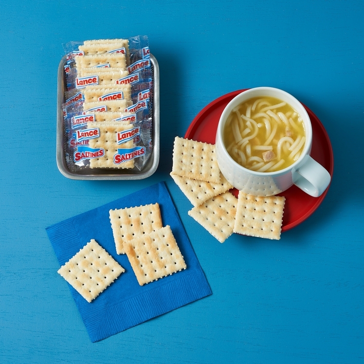 LANCE CRACKERS, SALTINE SALTED INDIVIDUAL WRAPPED SODA