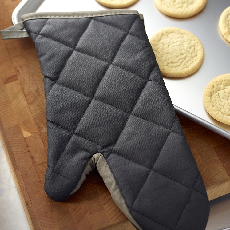 SUPERIOR CES BLACK PYROTEX 15 INCH OVEN MITT