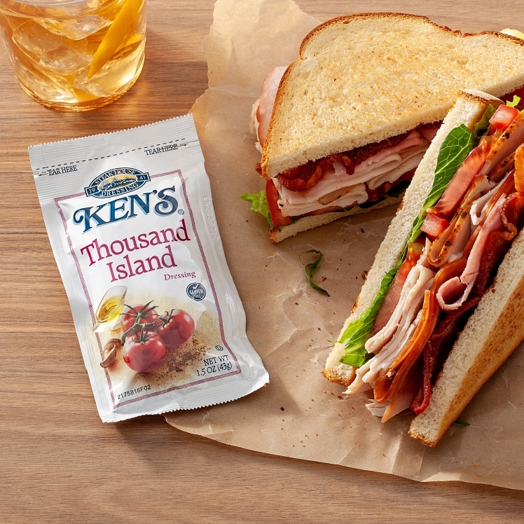 KEN'S DELUXE THOUSAND ISLAND DRESSING SHELF STABLE